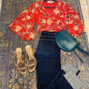 Astar The Label EUC size XS floral top